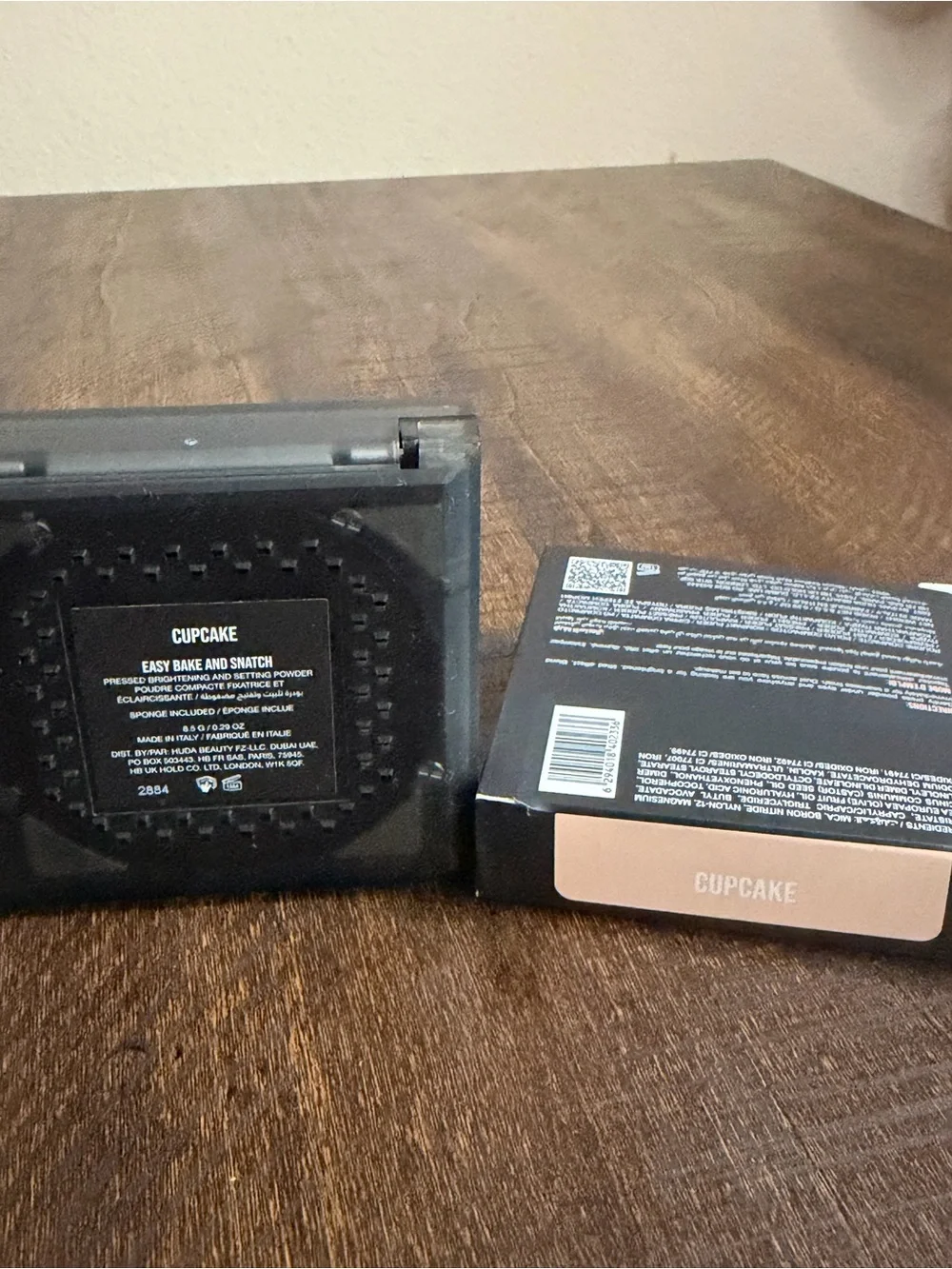 HUDA BEAUTY Easy Bake Pressed Setting Powder - CUPCAKE